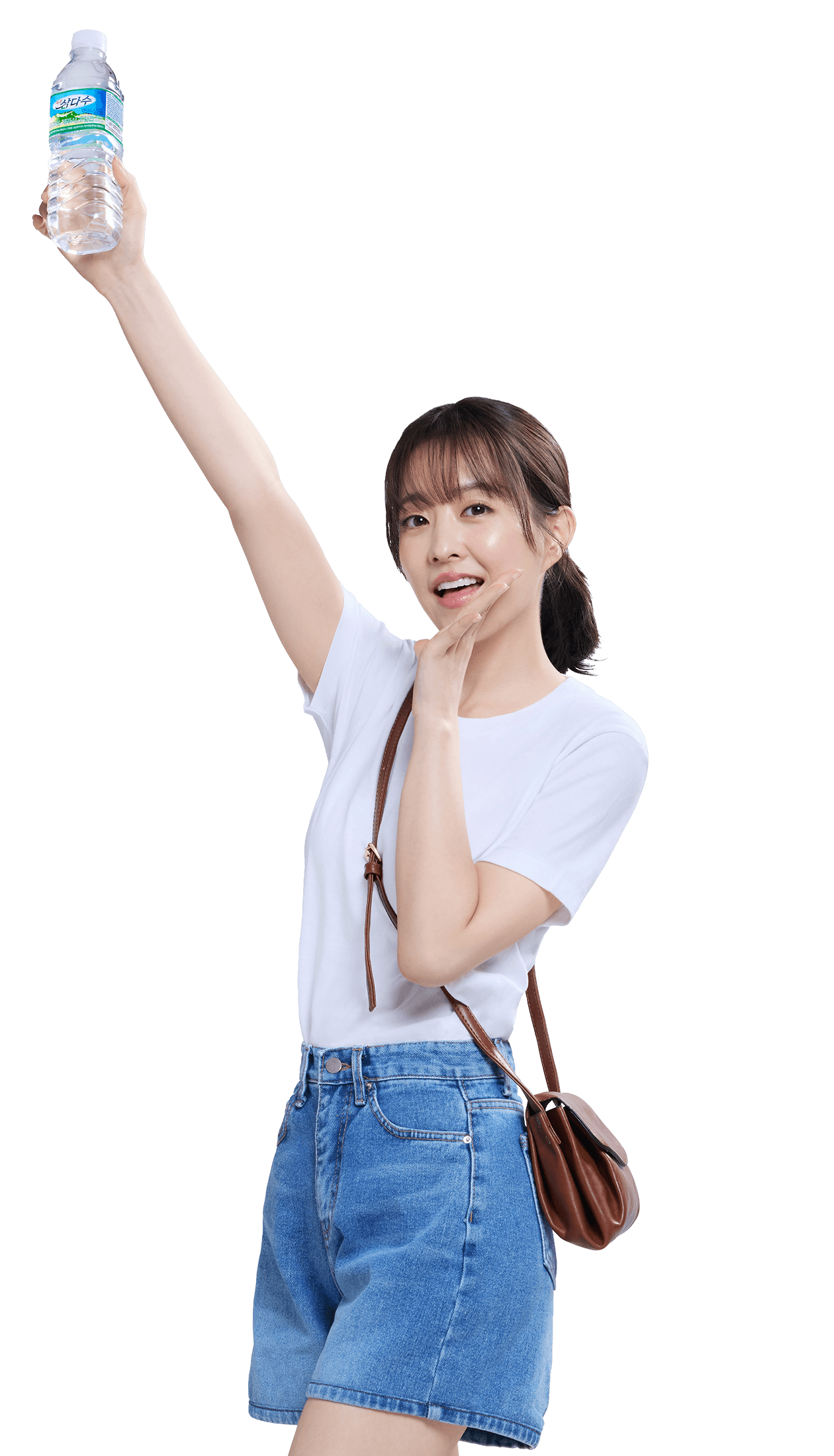 모델 박보영이 삼다수를 들고 있다